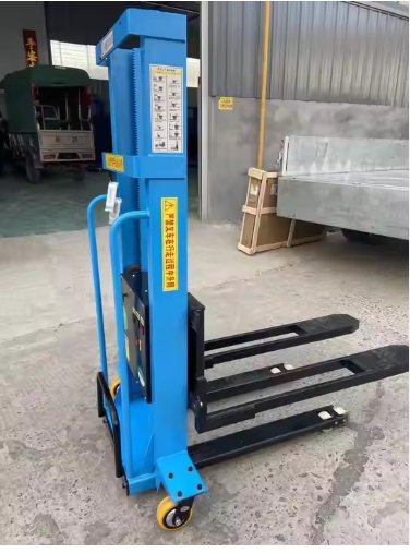 xe nâng bán tự động tự leo 1.6 m