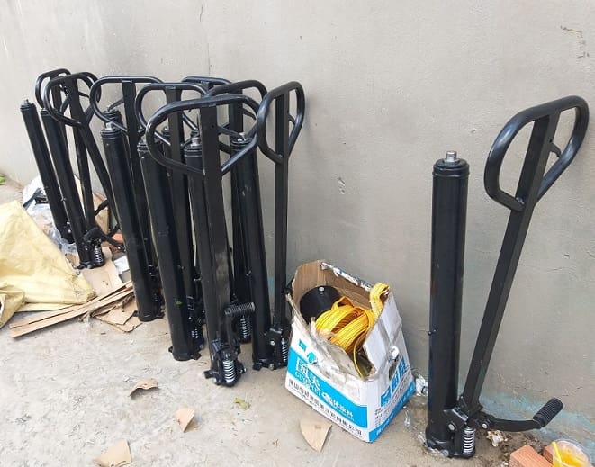 Ben xe nâng tay cao 2M giá rẻ hàng chính hãng