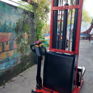 Xe nâng điện đi bộ lái CTDC2.0T/3.0M nâng 2 tấn càng cao 3M