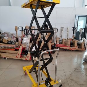 Xe nâng mặt bàn cao 2M tải trọng 500kg WP500-2