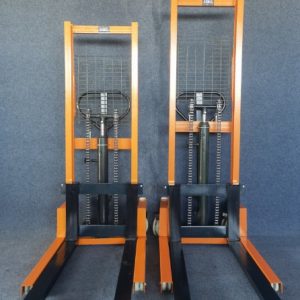 xe nang tay cao 500kg 1.1m 1.3m