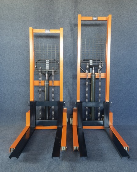 Xe nâng tay cao 500kg 1.1m nâng hàng lên xe tải ba gác, kích thủy lực cơ khí
